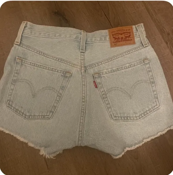 Levi’s 501 Shorts - Image 2