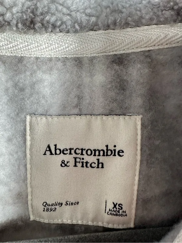 Abercrombie‎ & Fitch Gray and White Plaid Shacket - Image 7