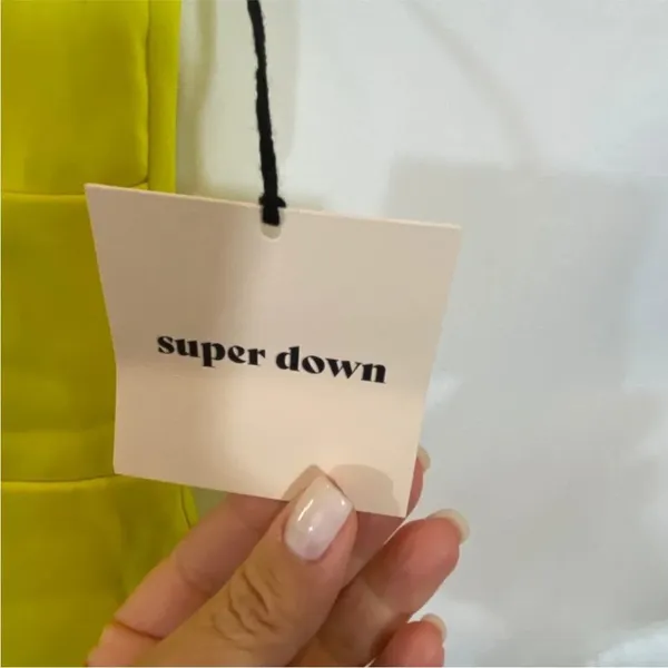REVOLVE Superdown Anahi Neon Yellow Mini Dress NWT XXS *READ* - Image 4