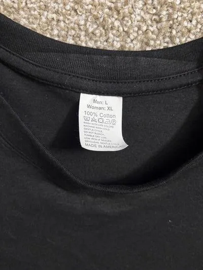 Graphic Tee Shein - Image 2