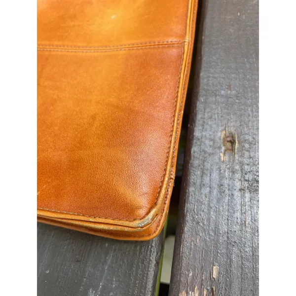 Vintage Tan Leather Clutch Bag Silver Chain Shoulder Strap Frame Top Cognac - Image 5