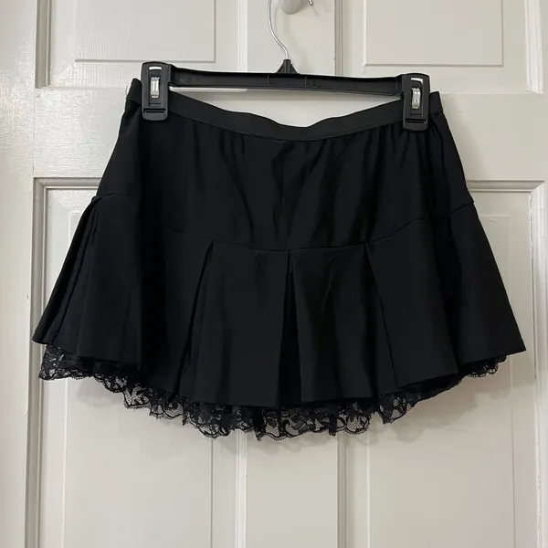 Spirit Halloween True Y2K Black Satin and Lace Mini Skirt M/L Bow Clubware Festival Goth Emo - Image 3