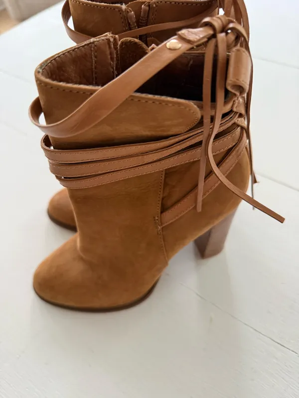 Women’s ankle boot 3 1/2 inch heel tan suede - Image 3