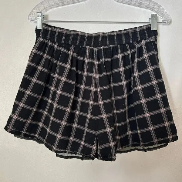 American Eagle Plaid Pull-On Shorts Black Pink Checkered Size M - Image 3