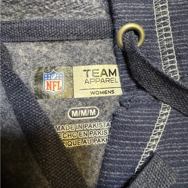 🏈 Tennessee Titans Hoodie Sweatshirt 👟‎ Women’s M Blue NFL Team Spirit 🏈 - Image 4