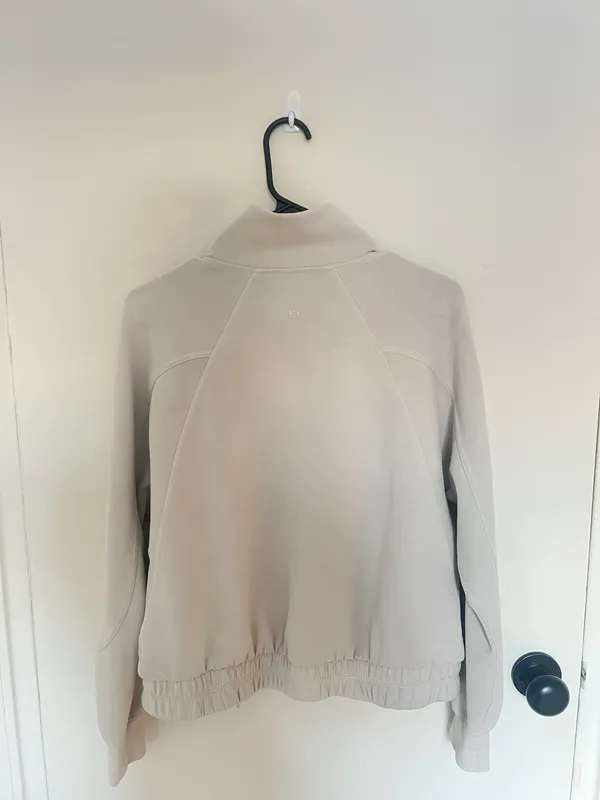 Lululemon Like New Brushed Softstreme Funnel-Neck Zip Up Sz 6 - Image 4