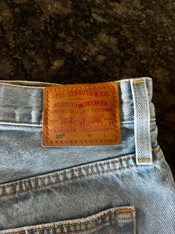 Levi’s 501 High-Rise Denim Shorts Distressed - Image 4