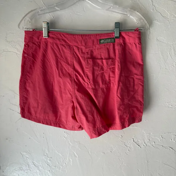 Columbia Women’s Size 6 Coral Outdoor Quick Dry‎ Shorts - Image 3