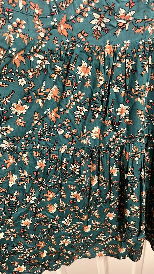 Boutique Dress Size L - Image 5