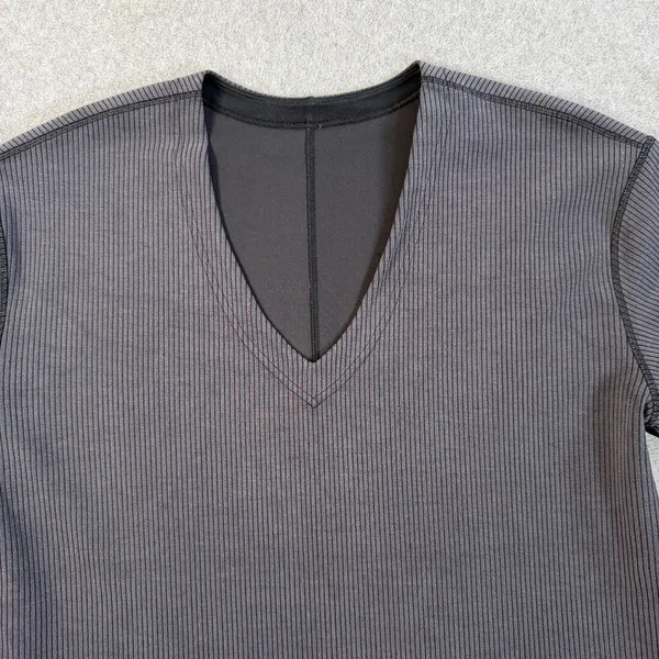 Lululemon Women's 6 Ribbed Softstreme Relaxed-Fit T-Shirt Gray Activewear - Image 3