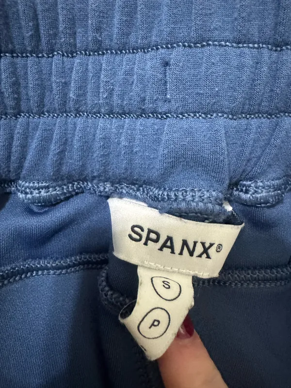Spanx air essentials wide leg pants size small  - Image 3