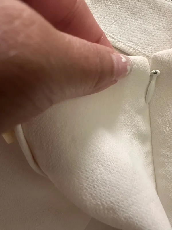 Aritzia Wilfred cream dress shorts  - Image 3
