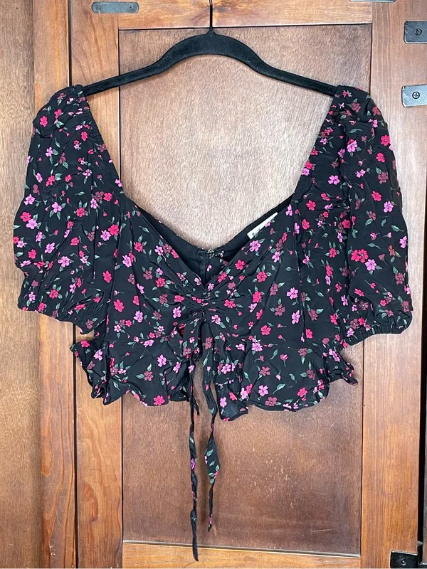 For Love & Lemons x Revolve Black Floral Cottagecore Crop Blouse Puff Sleeve S - Image 3