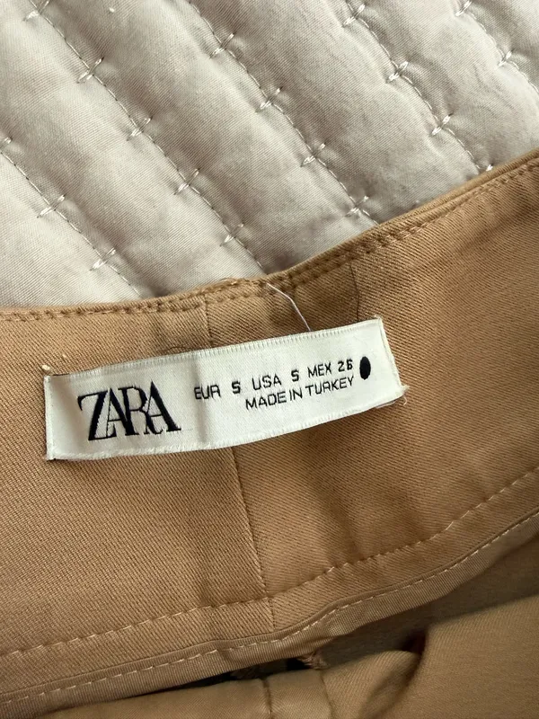 ZARA Shorts High-Waisted - Image 4