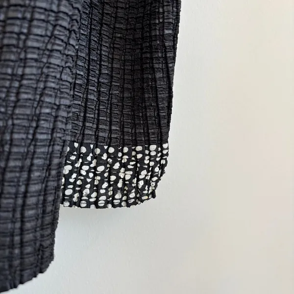 VTG Caren Brook Black Popcorn Texture Top Long Sleeve Polka Dot Wide Neck Size M - Image 3
