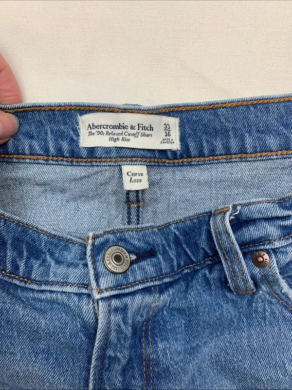 Abercrombie & Fitch 16 33 90s relaxed high rise Medium Blue Denim Cutoff Shorts - Image 2