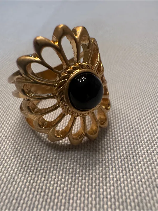 Lía Sofía Gold - Image 4