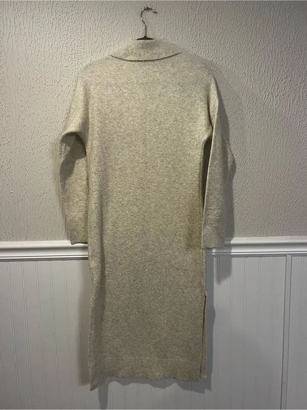 Abercrombie & Fitch Cream Collared Log Sleeve Midi Sweater Dress size X Small - Image 4