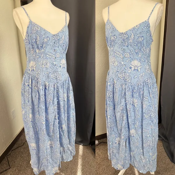 Roller‎ Rabbit Midi Dress Medium Blue White Floral Smocked Button Front NWT - Image 4