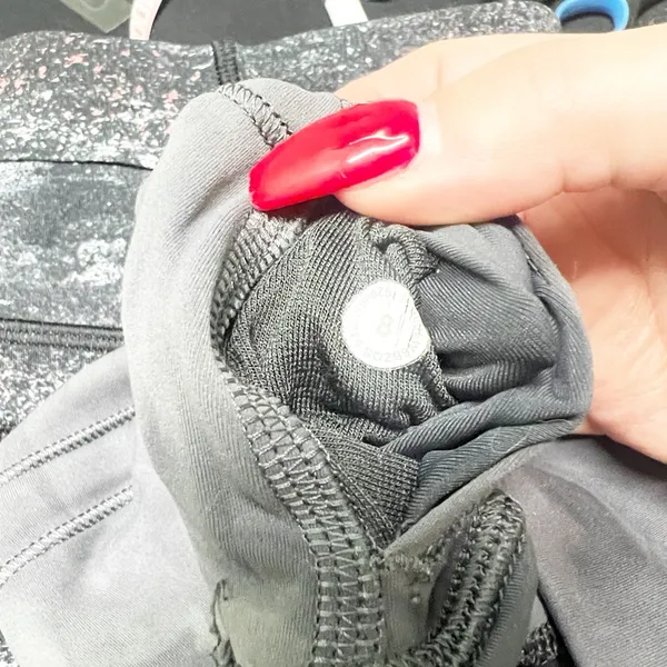 Lululemon crop pitch gray graphite gray diamond dye align leggings - Image 13