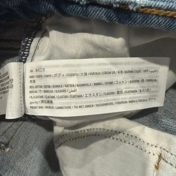 Abercrombie & Fitch High Rise Curve Love The Mom Short in Blue Wash, Size 14/32 - Image 3