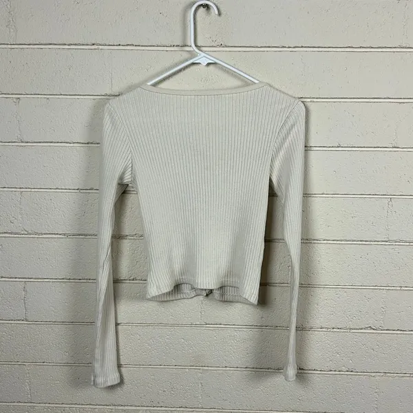 Brandy Melville Zelly Cream Cardigan one size - Image 6