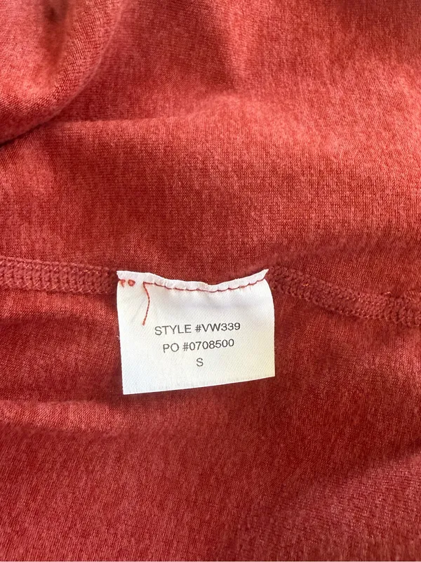 Vuori Halo Performance Shorts Heathered Red Size Small - Image 8