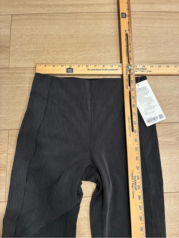 NWT Lululemon Ribbed Softstreme Zip Leg High Rise Cropped Pants 25” Black Size 6 - Image 5