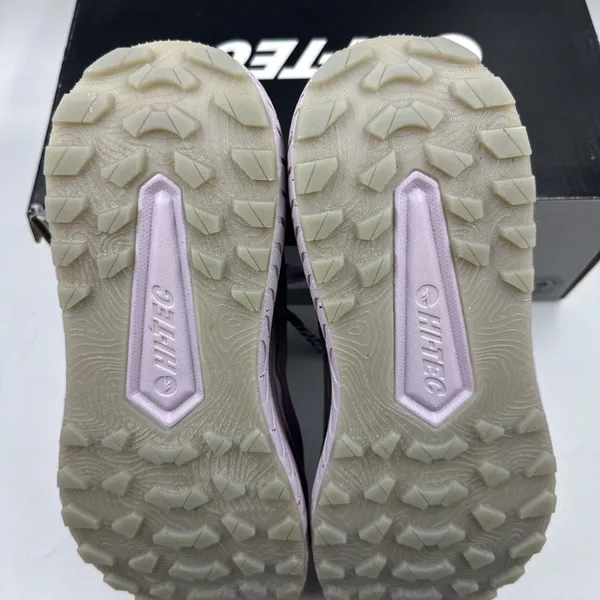 Hi-Tec Women Trail Shoe Size 8.5 Breathable Mesh Lining, Lace Up, Lilac, Purple - Image 13