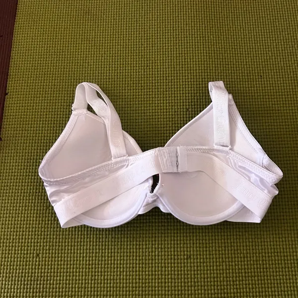White juicy couture underwire bra - Image 3