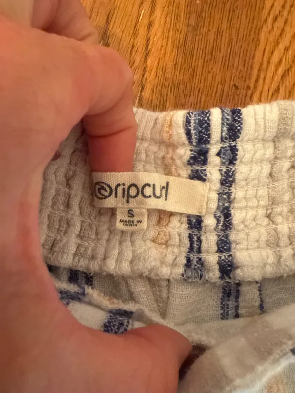 Rip Curl Shorts Striped small - Image 2