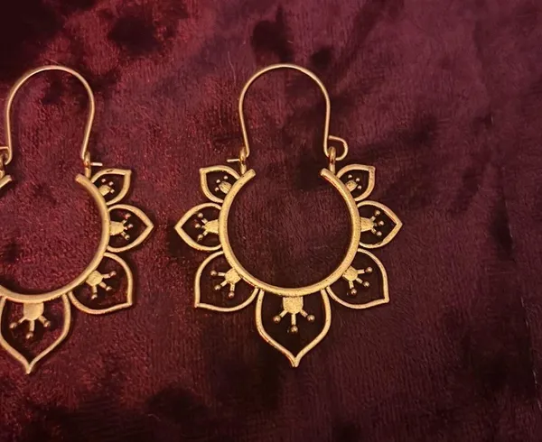 Copper Circular Earrings with Intricate Detail - Image 2