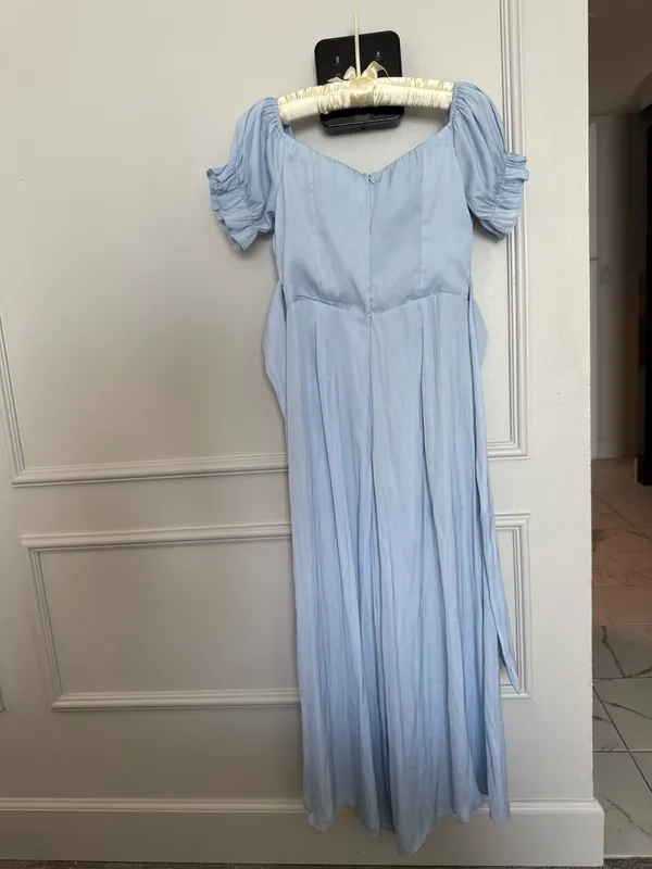 Hello Molly Ice Blue Silky Wide Leg Jumpsuit with Sash Tie Sz 4 - Image 4