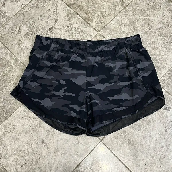 Athleta Racer Run Mid Rise Short 4” Black Camo Size Large - Image 2