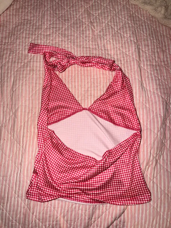 Red and White Halter Top Size L - Image 2