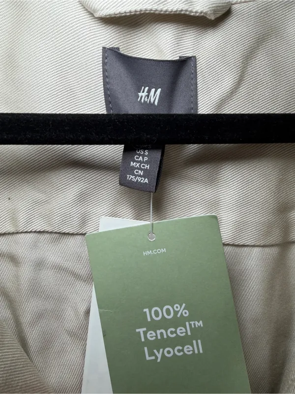 H&M Cream Button-Front Blazer Jacket oversized, could fit medium - Image 3