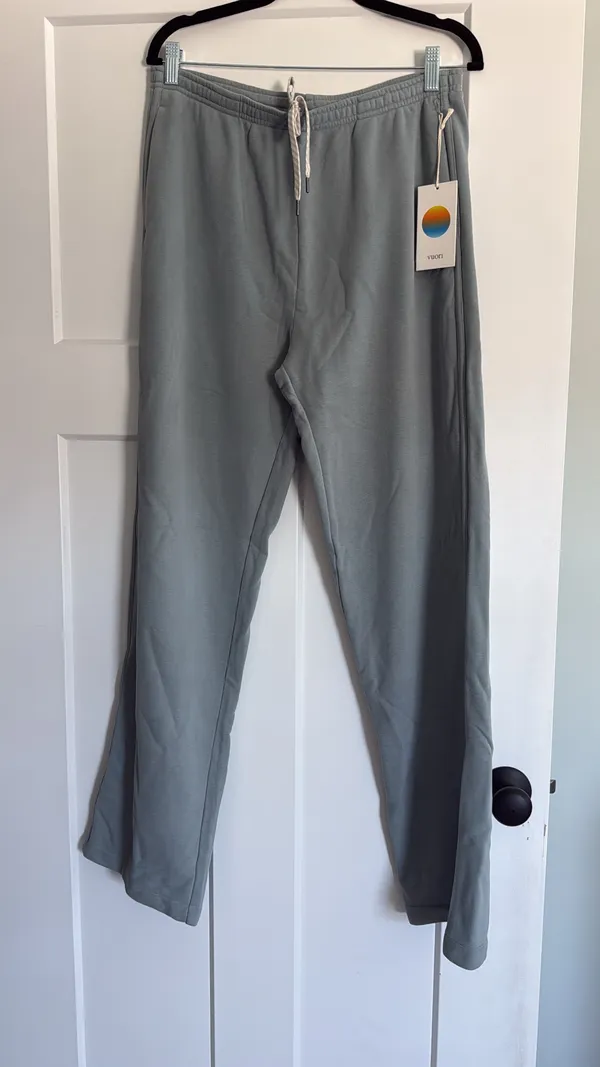 Vuori Large Sedona Straight Leg Sweatpants in Mist - Image 4