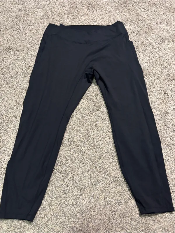 Halara Leggings size 2X - Image 2