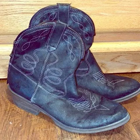 Booties Western Style - Image 2