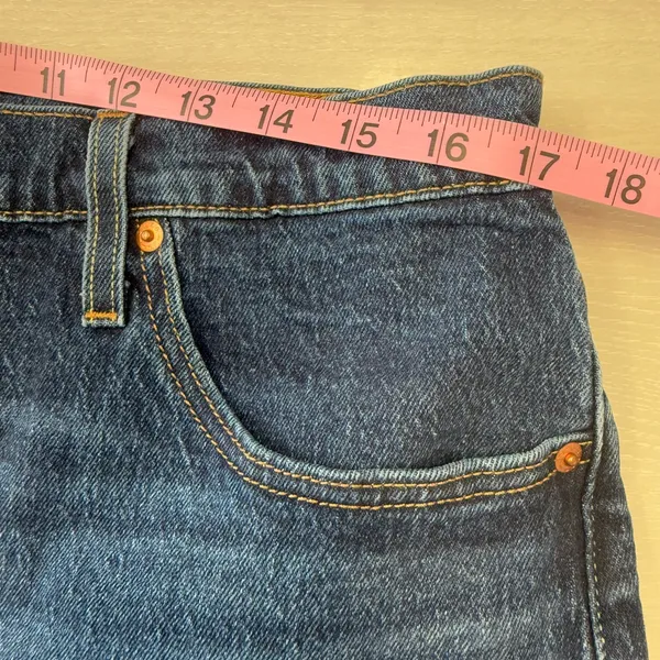 Levis 501 Womens Size Large cheeky cutoff denim blue‎ jean shorts - Image 8
