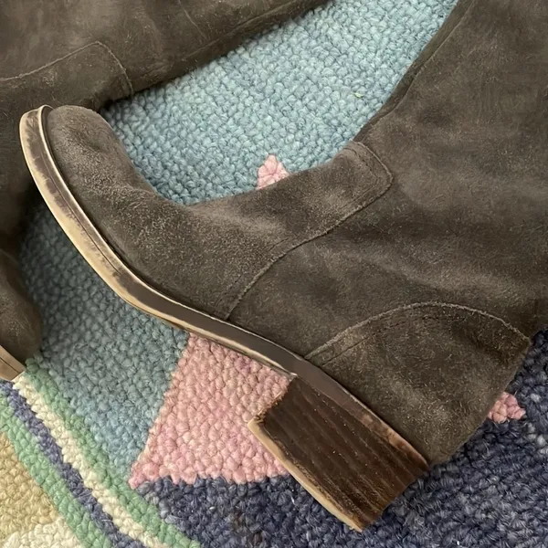 Lucky Brand 8/38 Hanover Knee High Riding Equestrian Tall Boots Gray Brown Suede - Image 2