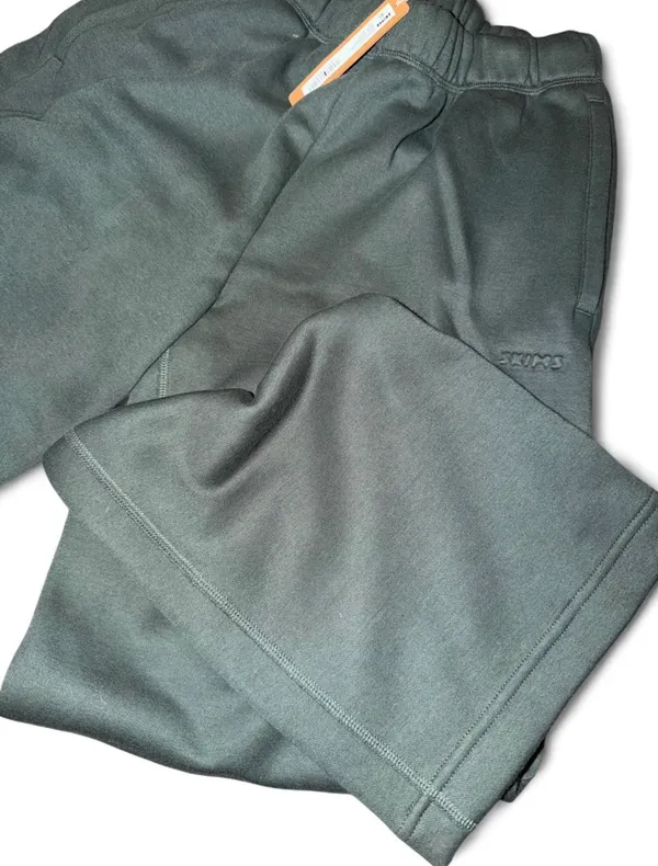 SKIMS cotton fleece classic straight leg pants - Image 4
