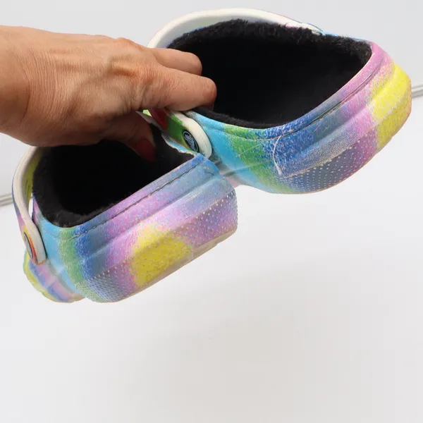 Crocs Clogs Womens 9 Classic Lined Rainbow Spray Paint Multi Faux Fur Excellent - Image 10