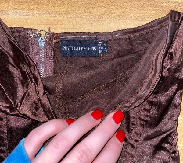Pretty Little Thing Brown Corset Top - Image 5
