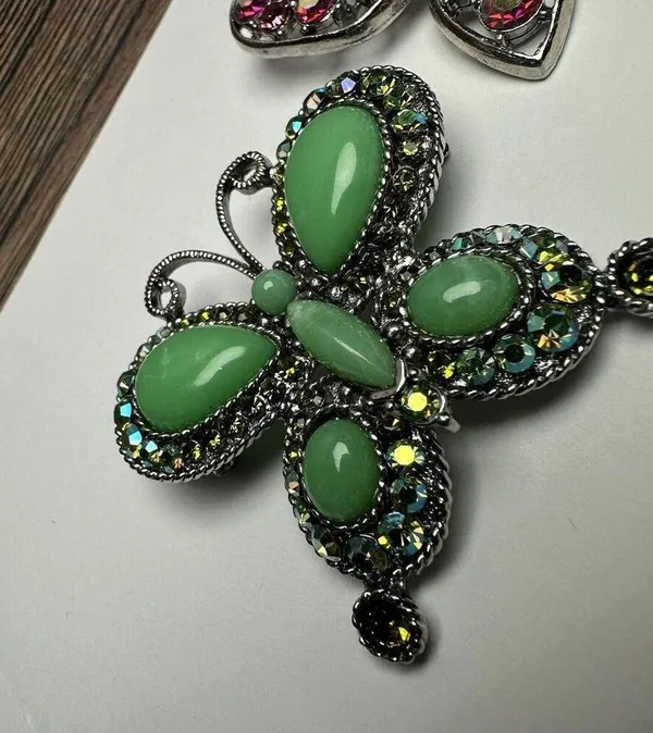 Rhinestone Butterfly Insect Brooch Pin Lot Of 2 Silver Tone 1 Green & 1 Pink - Image 8