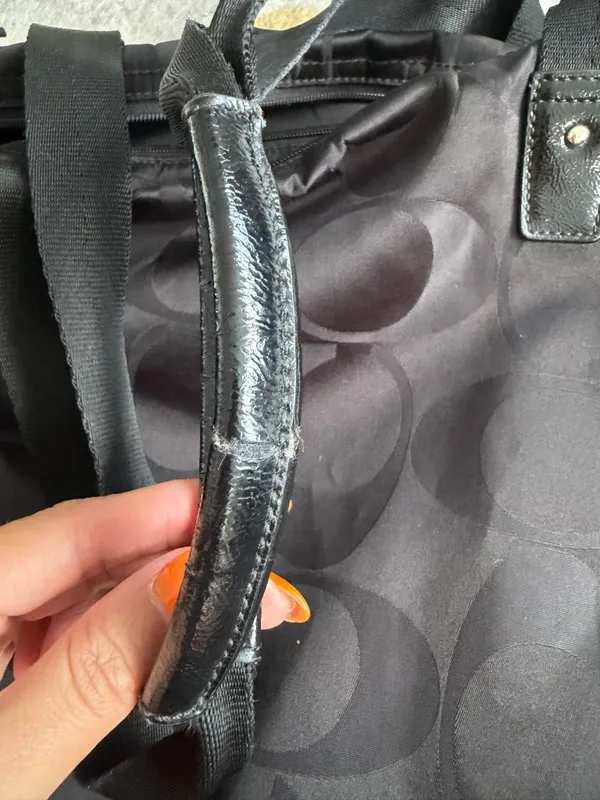 COACH Signature Black Getaway Weekender Shoulder Tote Bag w/ Pouch - Image 2