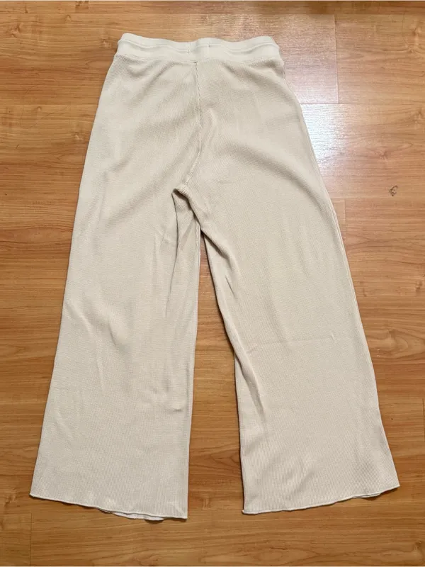 MATE The Label Cropped Wide Leg Waffle Knit Sweatpants in Beige Size XS - Image 3