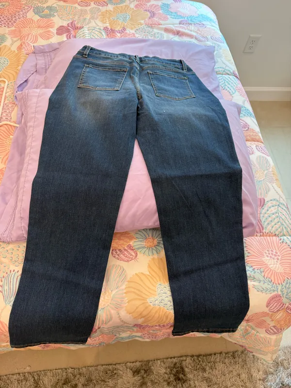 Time & Tru Jeans - Image 3