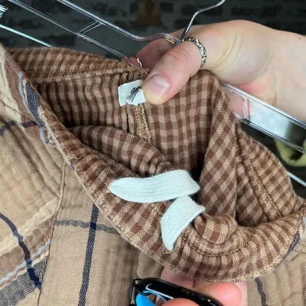 Aerie | women brown plaid shorts - Image 7