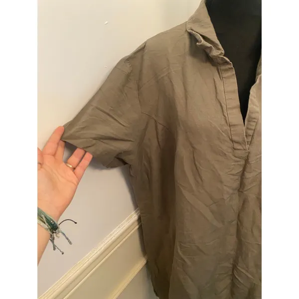Avenue Linen Blend V-Neck Shift Tunic Dress Short Sleeve Olive Khaki Lagenlook - Image 2